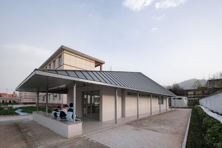 Samsung Library No. 3, Supported By The Shaanxi Hope Project