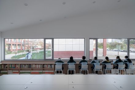 Samsung Library No. 3, Supported By The Shaanxi Hope Project