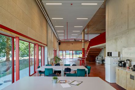 De Nova Secondary School