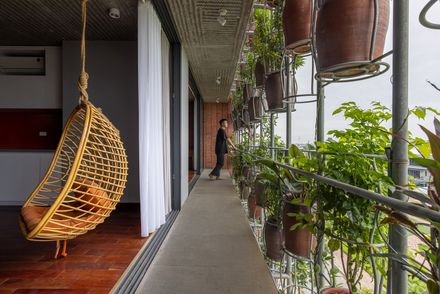 Flying Vegetation