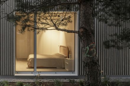 Kownatki Lake House