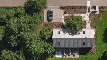 Kownatki Lake House