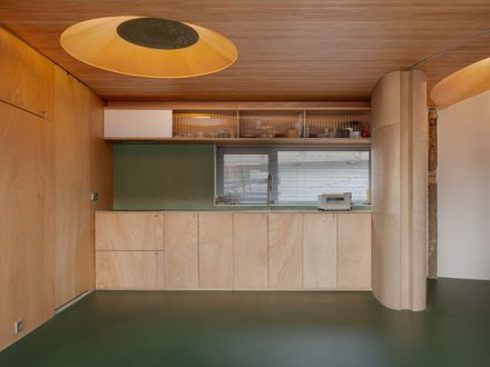 Reinterpreting A 50-year-old Building In Myeongnyun-dong