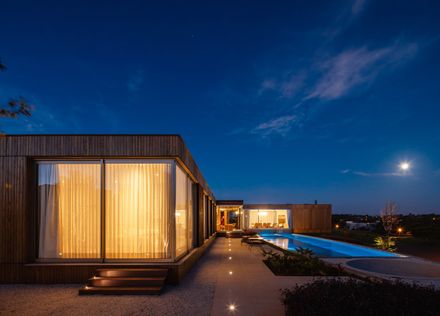 Casa Themis