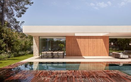 House In La Cañada