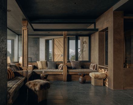 Kawagebo Snow Mountain Hotel
