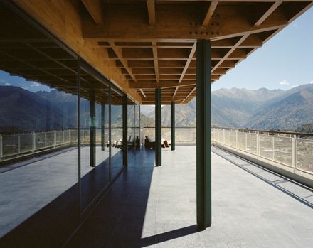 Kawagebo Snow Mountain Hotel