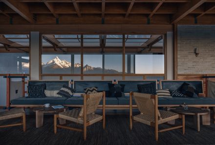 Kawagebo Snow Mountain Hotel