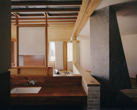Kawagebo Snow Mountain Hotel