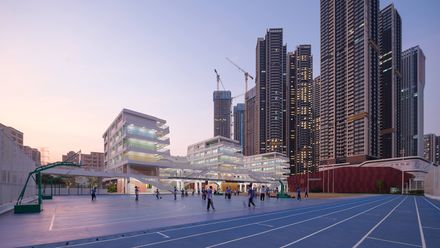 Shenzhen Longhua Foreign Languages School (Fucheng Campus)