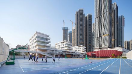 Shenzhen Longhua Foreign Languages School (Fucheng Campus)