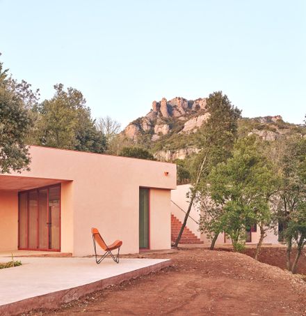 House Sota la Mola