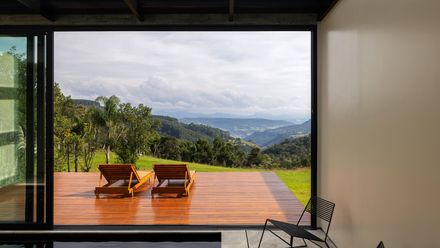 Casa Entre Peraus