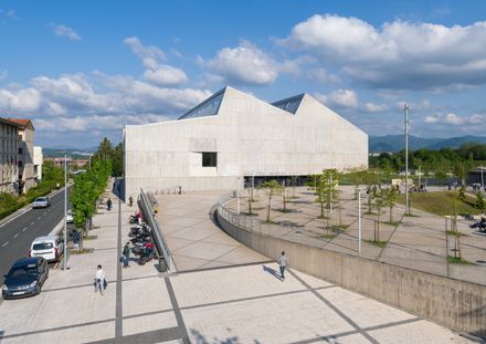 Altza Municipal Sports Center