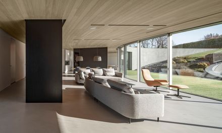 Yaw House