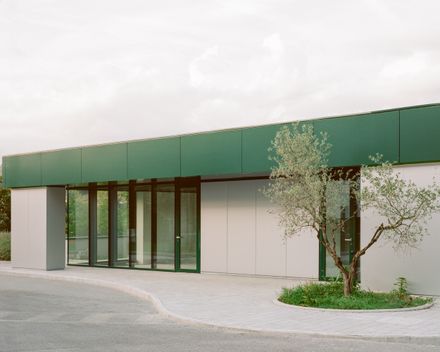 In Limine Gatehouse