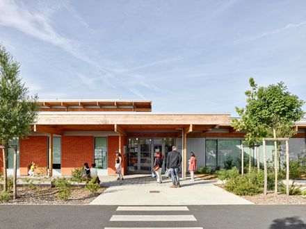 Alain Bertrand School Complex
