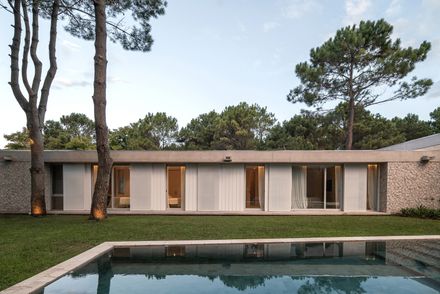 House By The Sea