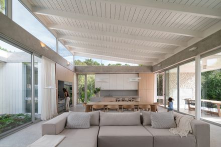 House By The Sea