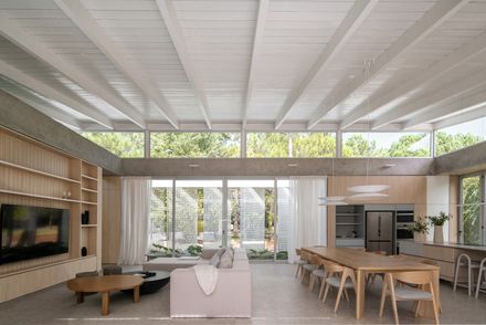 House By The Sea