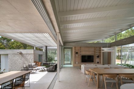 House By The Sea