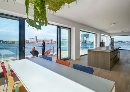 Kaap - Residential District And Circular Pavilion