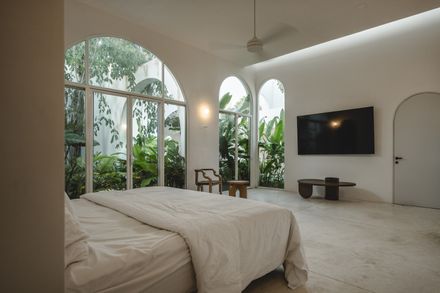 Eclipse House