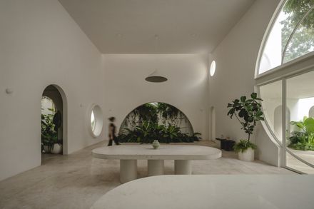 Eclipse House