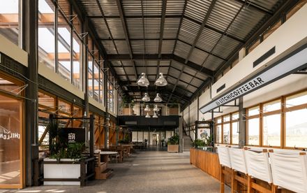 Zhuhai Chillong Dreamland Barn Restaurant