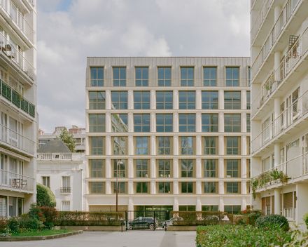 Rue De L'eglise - Office Building Transformation