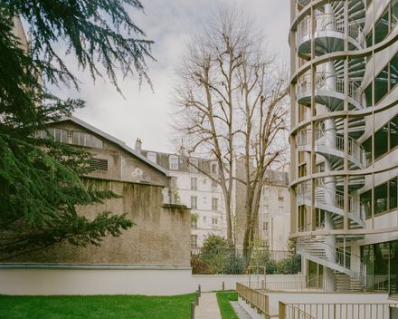 Rue De L'eglise - Office Building Transformation