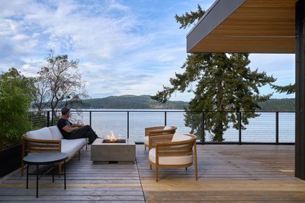 Layer House