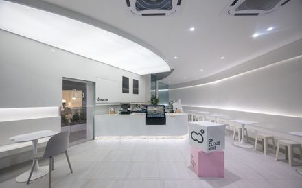 On Cloud9 Hdy Cafe