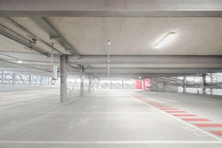 Neckarbogen Neighborhood Parking Garage