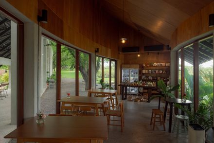 555 Sunshine Farmshop