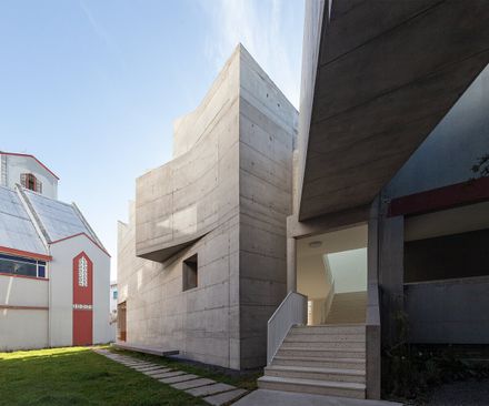 Art Building – Cardenal Spellman Educational Unit