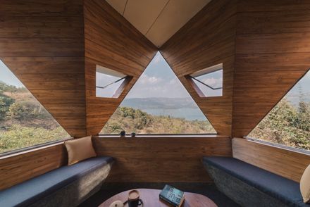 Jugnoo Cabin