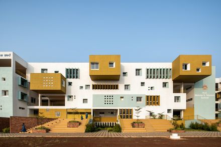 KLE School, Sankeshwar