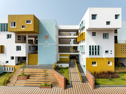KLE School, Sankeshwar