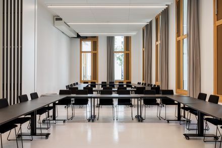 2226 Robin Seestadt Office Building