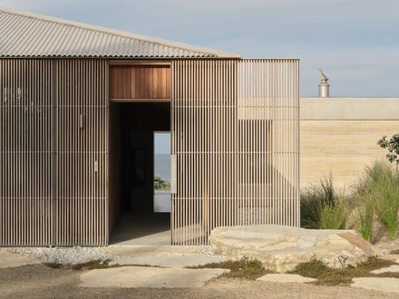 Double Courtyard House
