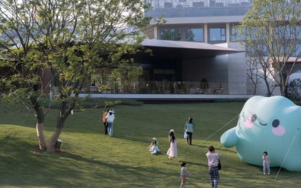 China Resources Wuhan Optics Valley Runjing Park Commercial Renewal