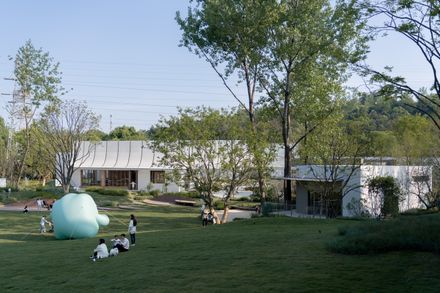 China Resources Wuhan Optics Valley Runjing Park Commercial Renewal