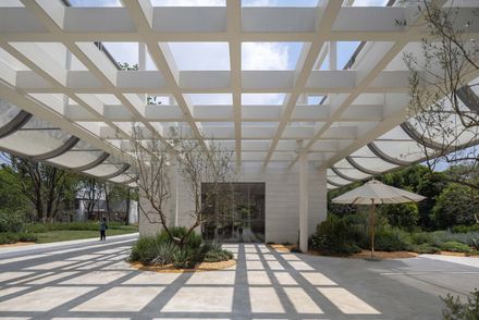 China Resources Wuhan Optics Valley Runjing Park Commercial Renewal