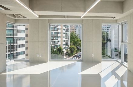 YP Building