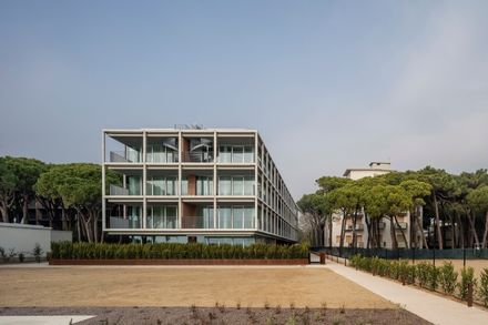 G-Beach Residence