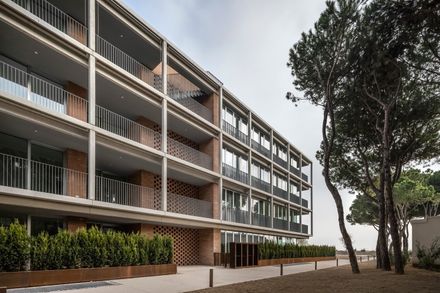 G-Beach Residence