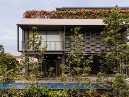 Beyond The Courtyard House