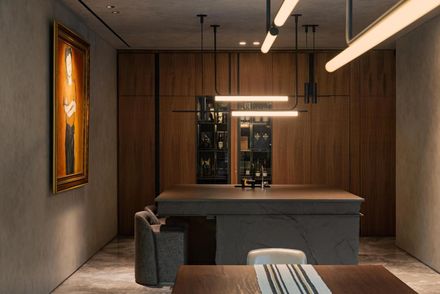 El House