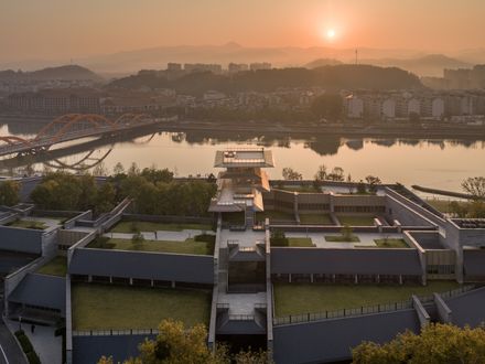 Jiangshan Tonglumen Urban Terrace